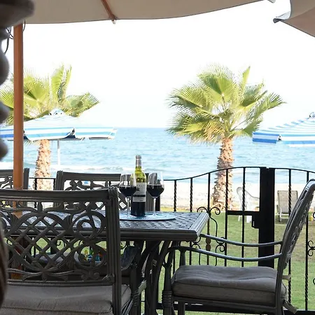 Casa vacanze Fishbone Seafront House
